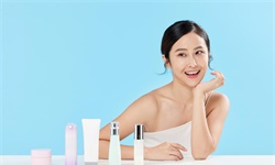 2022年美国化妆品行业市场规模及竞争格局分析 2021年市场规模回升突破千亿美元