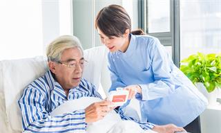 <em>王</em><em>石</em>又爆金句，称人活得太长对下一代没好处，你认同吗？【附养老行业市场分析】