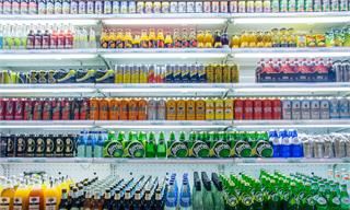 青岛啤酒们vs东鹏饮料们，消费复苏谁更有投资弹性？
