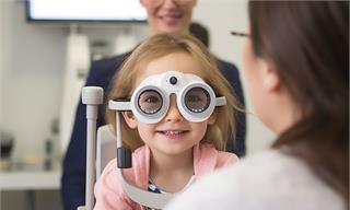 “近视神药”阿托品可逆转近视？假的，主要作用是防控！专家：不是每个孩子都能用【附眼科药物市场需求分析】