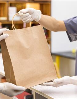 王兴不想玩有限游戏