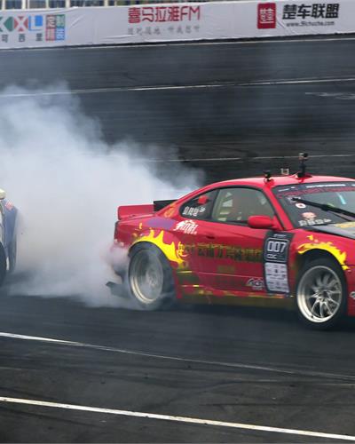 2秒加速性能没有意义！华为余承东：大家以为漂移是汽车一个卓越的性能，安全才是最重要【附新能源汽车行业市场分析】