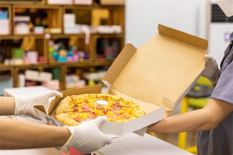 外賣戰火，燒向全球