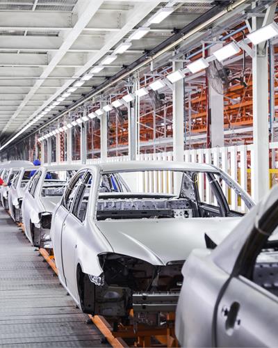 美国车企拆完小米SU7承认做得不错，却点破中国电动车不可复制：零资本成本+低人力 【附新能源汽车产业链分析】