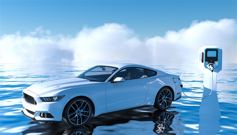 谁能笑到最后？何小鹏：10年后中国汽车市场仅剩五家企业，我更希望是“兄弟的公司”