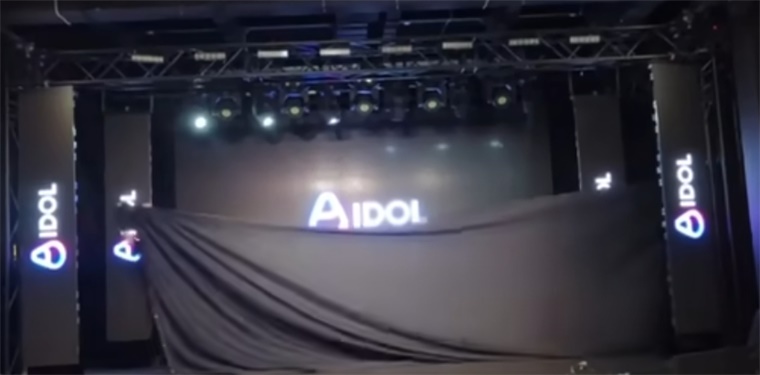 太尴尬了！俄罗斯发布首款国产人形机器人，出场突然摔倒被抬走【附人形机器人行业发展趋势】