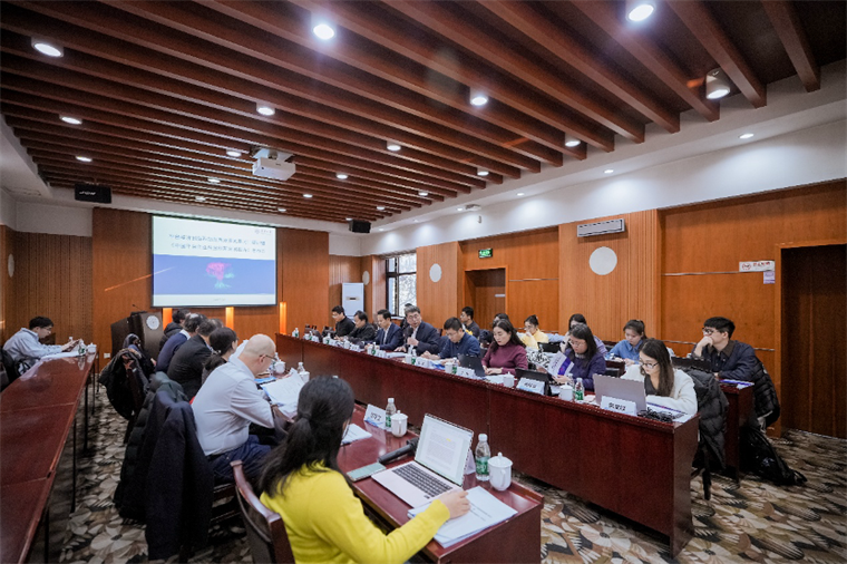 《中国平台企业科技创新发展报告》发布，产学研界共话平台企业创新发展