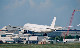 你坐过飞机吗？数据扎心！民航局：中国还有9亿人从未坐过飞机【附中国航空行业市场分析】