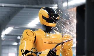 扛重活、干久活！人形机器人完成全球首例人机协作高空焊接作业，连续作业8小时也不累【附人形机器人行业市场分析】