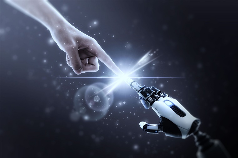 英伟达黄仁勋：AI 基建才刚刚开始