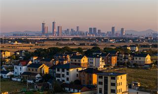 重磅消息！中央一号文件部署提振乡村消费，支持新能源汽车下乡【附新能源汽车行业市场分析】