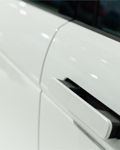 全球首個立法！中國明確禁止汽車使用全隱藏式車門把手，明年1月實施【附汽車零部件行業市場分析】