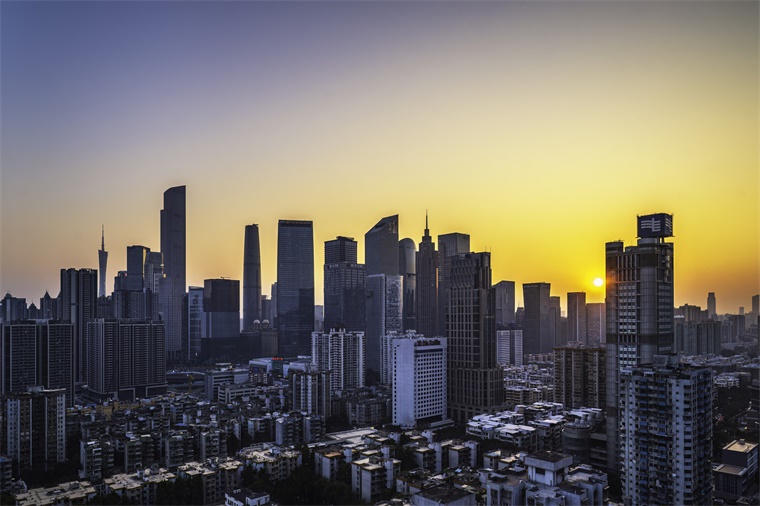 广东省：2025年全省人工智能核心产业规模预计达3000亿元