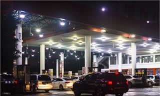 国内成品油价格将迎4连涨，车主加满一箱油或将多花23.5元【附石油化工行业市场分析】