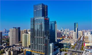 重磅消息！阿里巴巴宣布成立ATH事業群：整合千問等AI核心資源，吳泳銘親自掛帥【附人工智能行業市場分析】