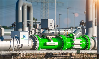 封锁霍尔木兹海峡，国家为何紧急加码“未来能源”？万字拆解背后的万亿级产业版图