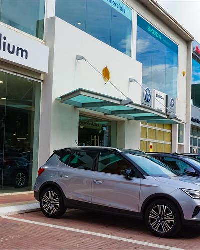 上演王者归来戏码！被中国淘汰的车却在印度“杀疯了”，甚至被当地媒体封神【附新能源汽车行业市场分析】