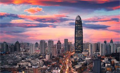 房价涨幅倒数第一，人口增长全国第一！最憋屈万亿城市，大爆发