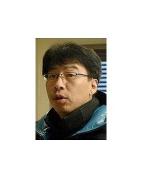 权锡章头像