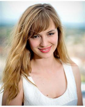 露易丝·布尔昆