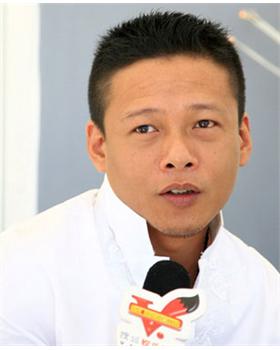 李康生