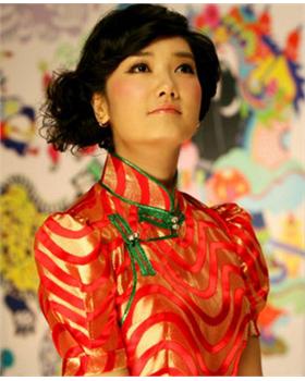 杨魏玲花